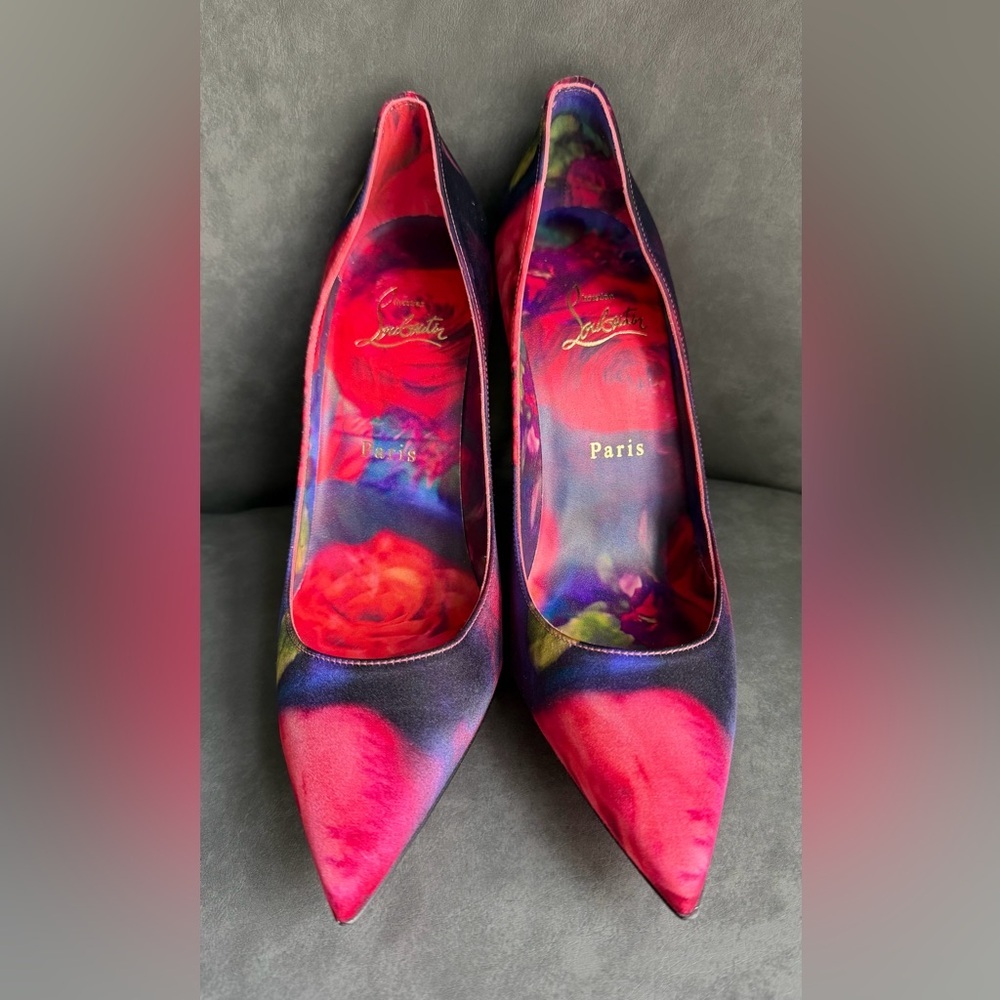 Christian Louboutin Kate 100 Floral Satin Crepe Pumps Heels EU 37.5 845$ - Picture 6 of 10